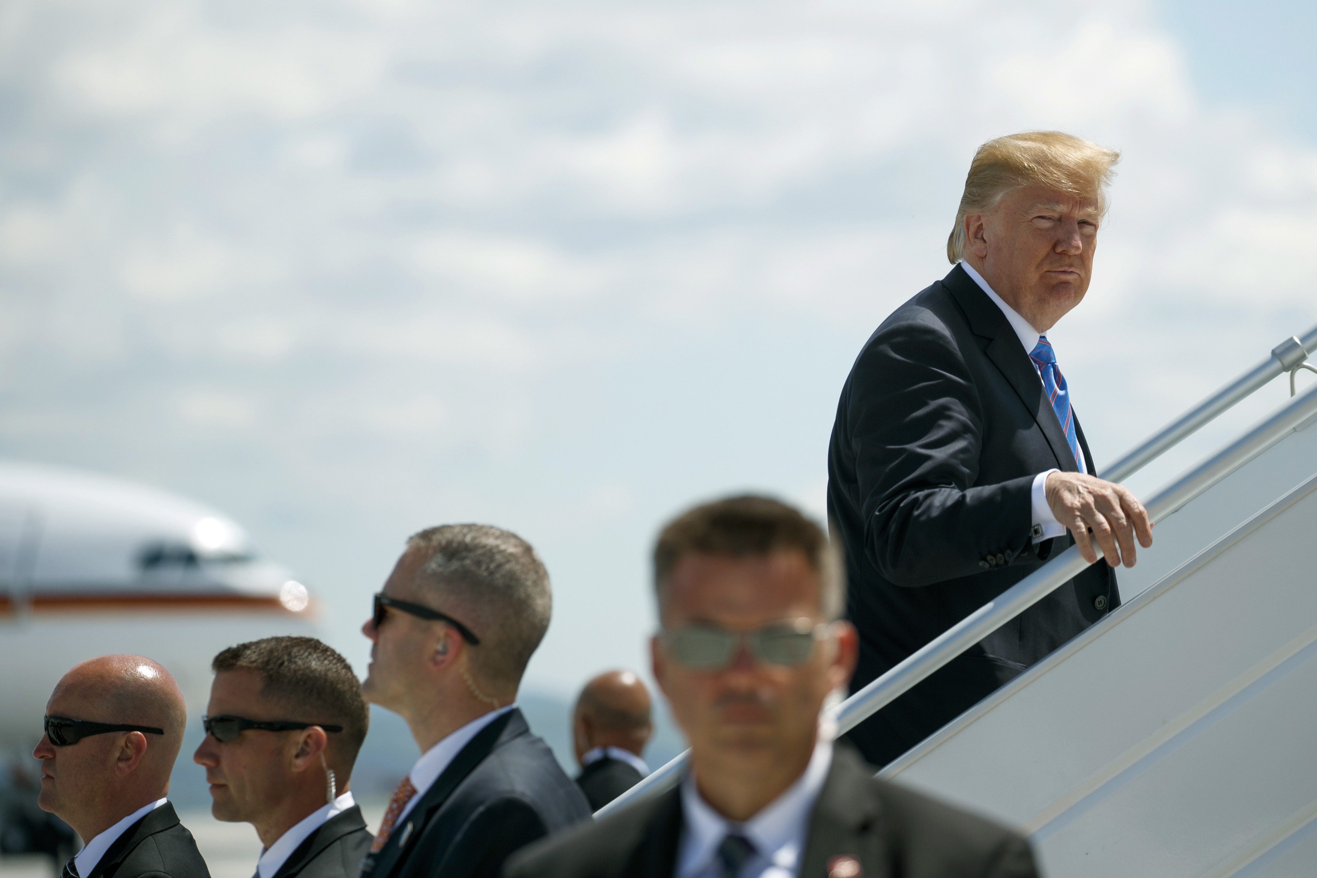Con un tweet dall'Air Force One diretto a Singapore, Trump fa saltare il comunicato finale del G7