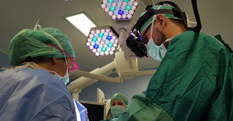 Bologna: eseguito il primo intervento chirurgico al mondo con l'utilizzo della realtà aumentata